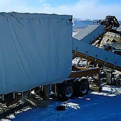 Covered gravel crusher